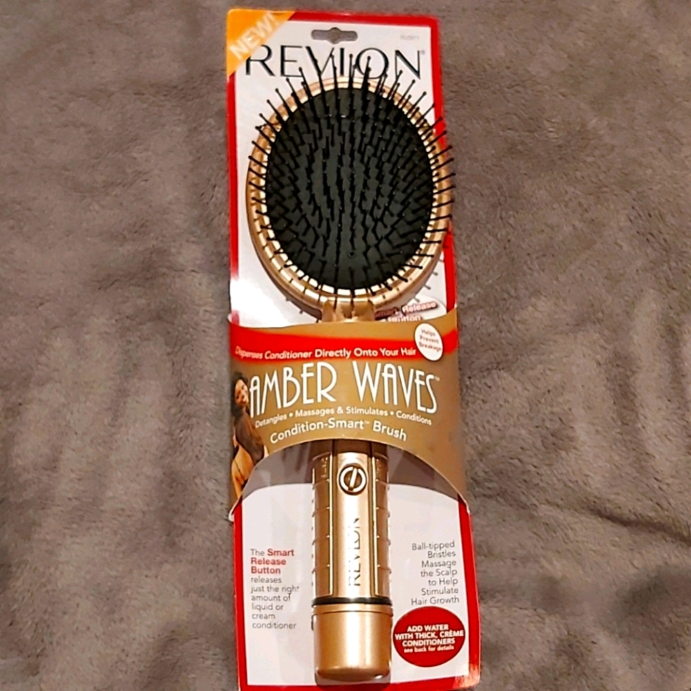 New Revlon Amber Waves Condition-Smart Hairbrush